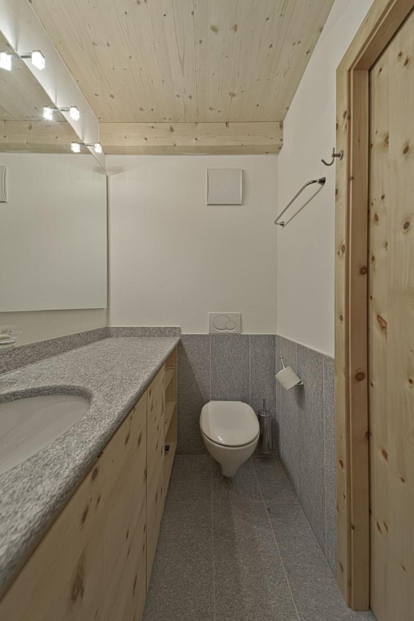 Chesa Piz Chalchagn - Pontresina Apartment ภายนอก รูปภาพ